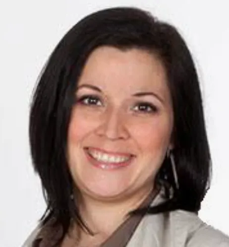 Portrait of Heather Igloliorte